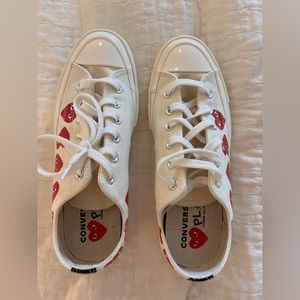 converse x comme des garçons play low top sneaker, size: women’s 8, men’s 6